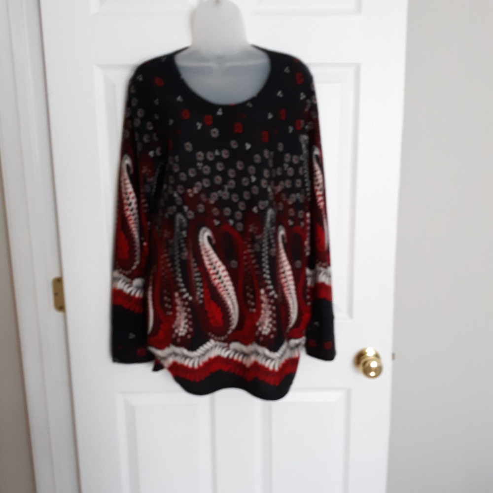COMO NO by Biz Vintage Paisley Top Red Blue Medium